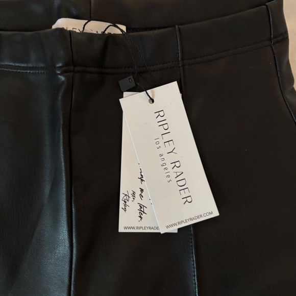 Leather pants - Picture 3 of 3